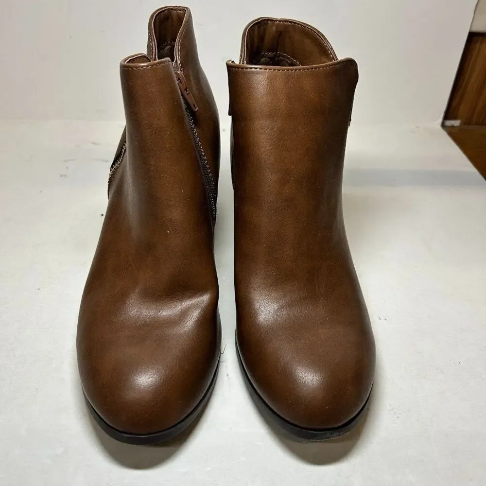 Style Co Womens 9.5 M Cognac Brown Masrinaa Zip Up Ankle Boot DISPLAY RJ8